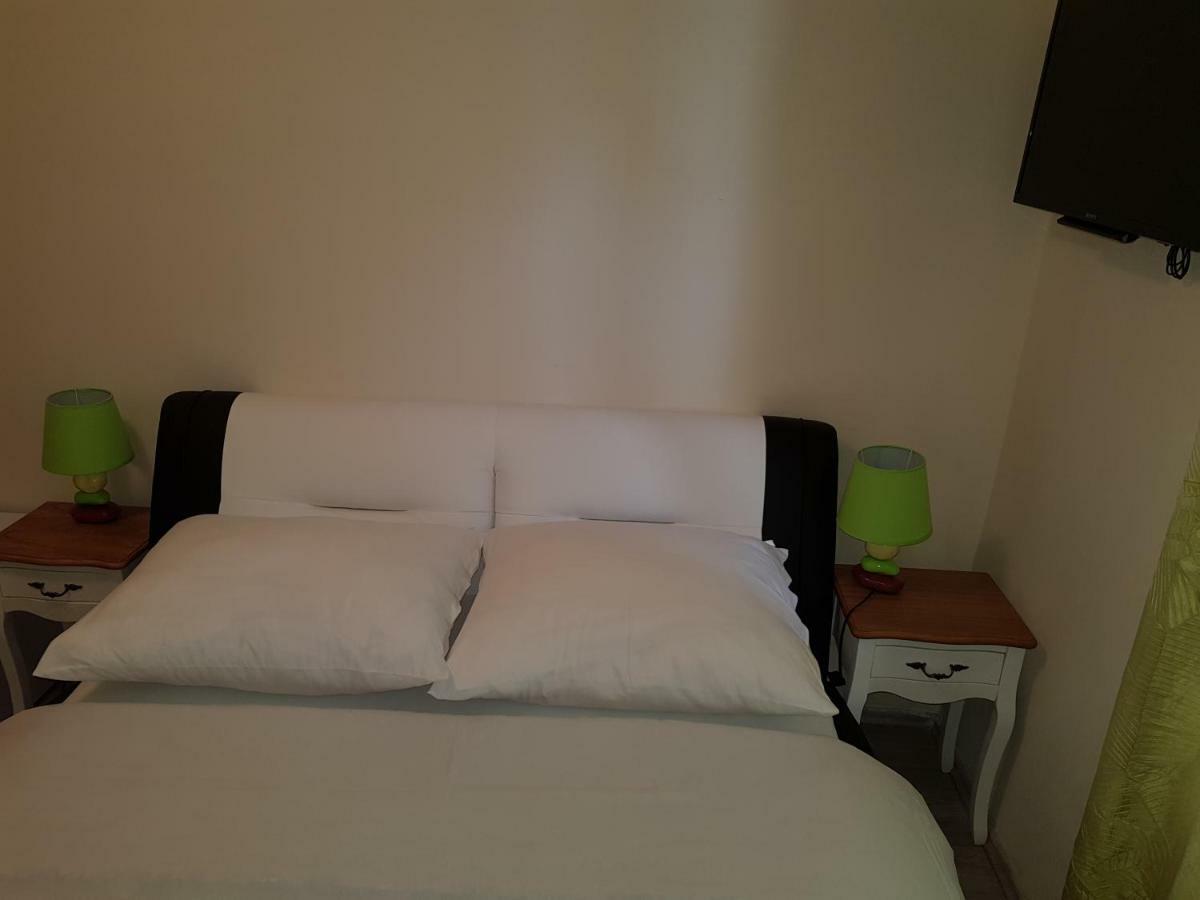 Elg Rooms Postojna Exterior photo